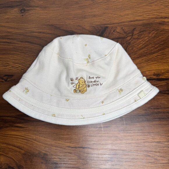 Vintage Classic Winnie the Pooh Cream Unisex Baby Bucket Hat - Picture 1 of 6